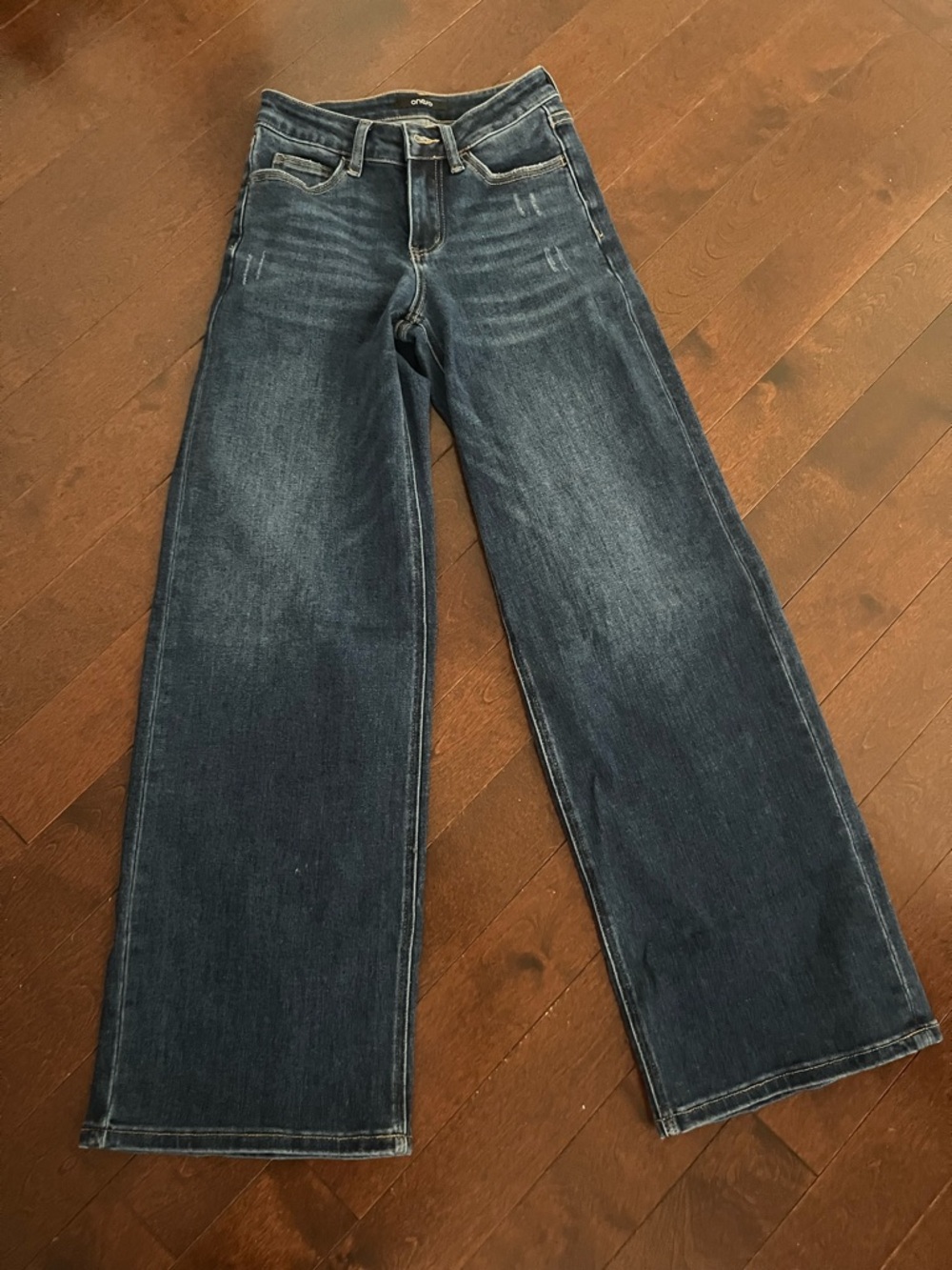 Wide Leg Dark Wash Jeans - Blue